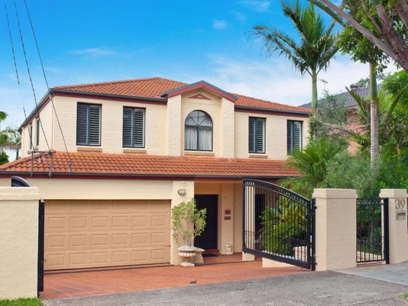 1/5																										Geary Street
														
								Port Macquarie, NSW 2444, Bexley - Image 1