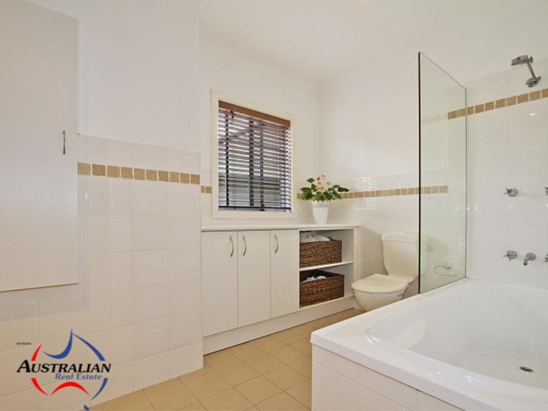 25 Sydney Joseph Drive, Seven Hills, Seven Hills - Thumbnail 6