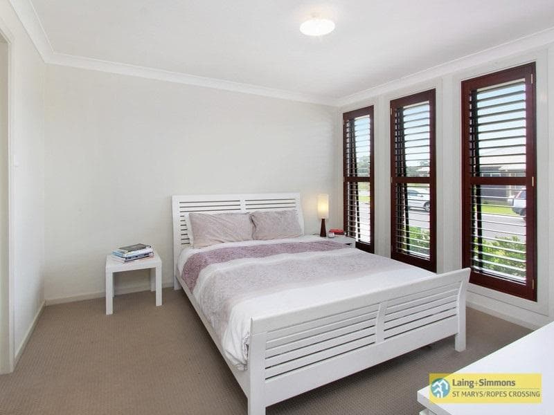 1/5																										Geary Street
														
								Port Macquarie, NSW 2444, Ropes Crossing - Thumbnail 4