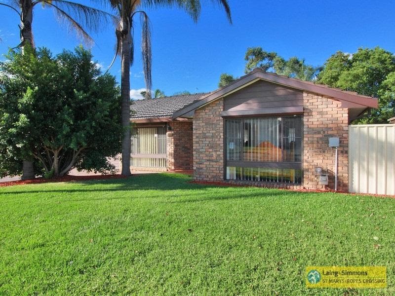 142 Explorers Way, St Clair, St Clair - Image 1