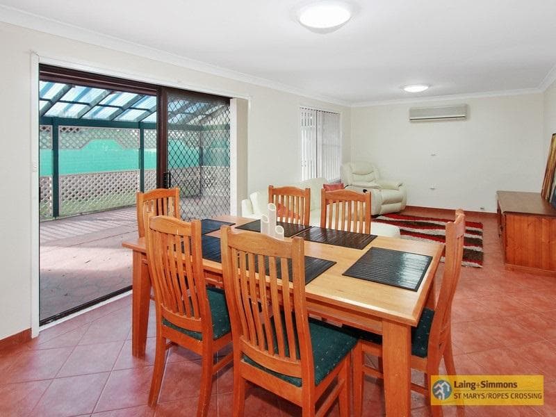 142 Explorers Way, St Clair, St Clair - Thumbnail 4