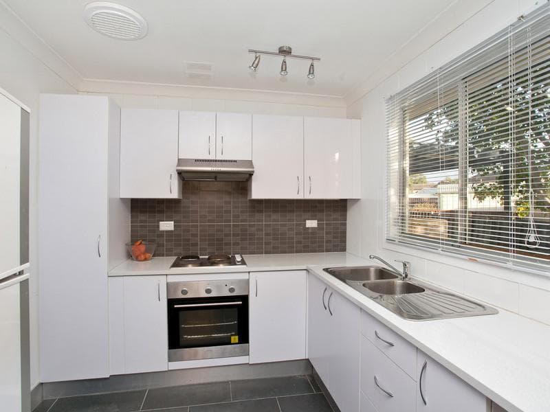 13 Hatherton Road, Tregear, Tregear - Thumbnail 2