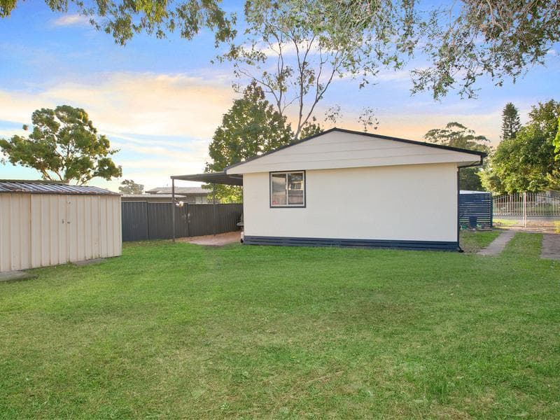 13 Hatherton Road, Tregear, Tregear - Thumbnail 5
