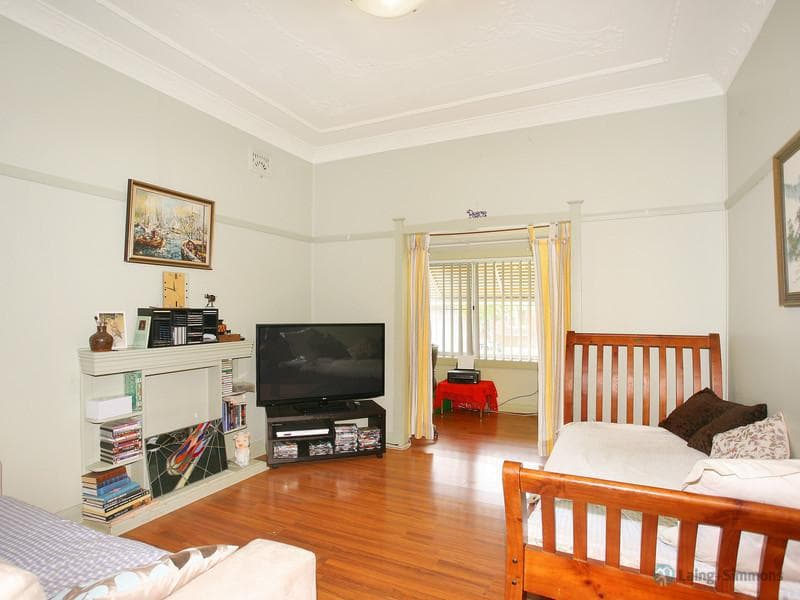 141 Park Road, Auburn, Auburn - Thumbnail 2