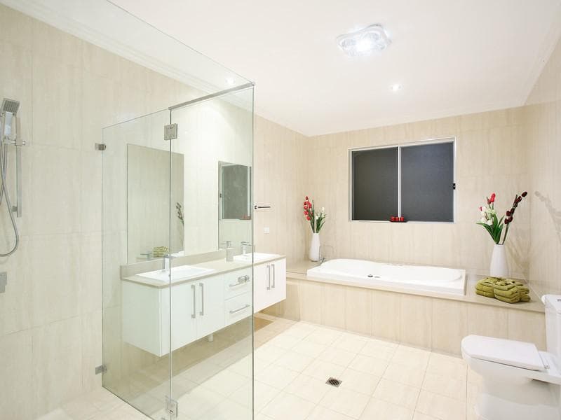 1/5																										Geary Street
														
								Port Macquarie, NSW 2444, Oatlands - Thumbnail 7