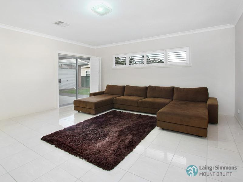 6/83																										Old South Head Road
														
								Bondi Junction, NSW 2022, Mount Druitt - Thumbnail 5