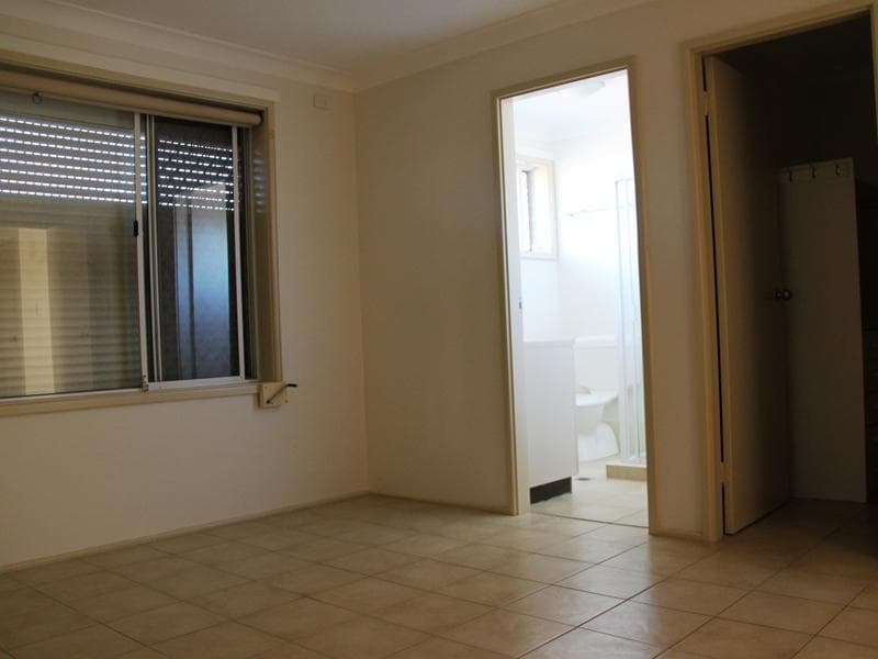 6/76 Manahan Street, Condell Park, Condell Park - Thumbnail 5