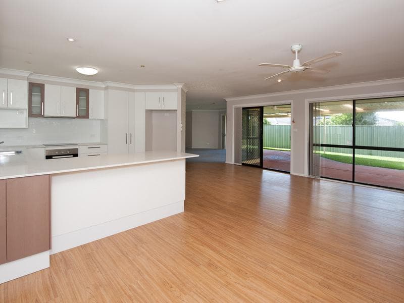 11 Garnet Avenue, Port Macquarie, Port Macquarie - Thumbnail 3