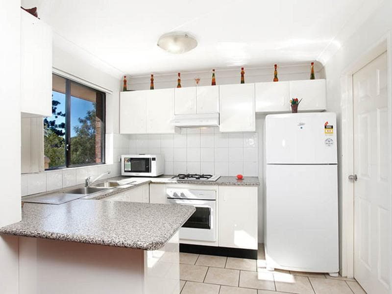 18/3 - 7 Addlestone Road, Merrylands, Merrylands - Thumbnail 3