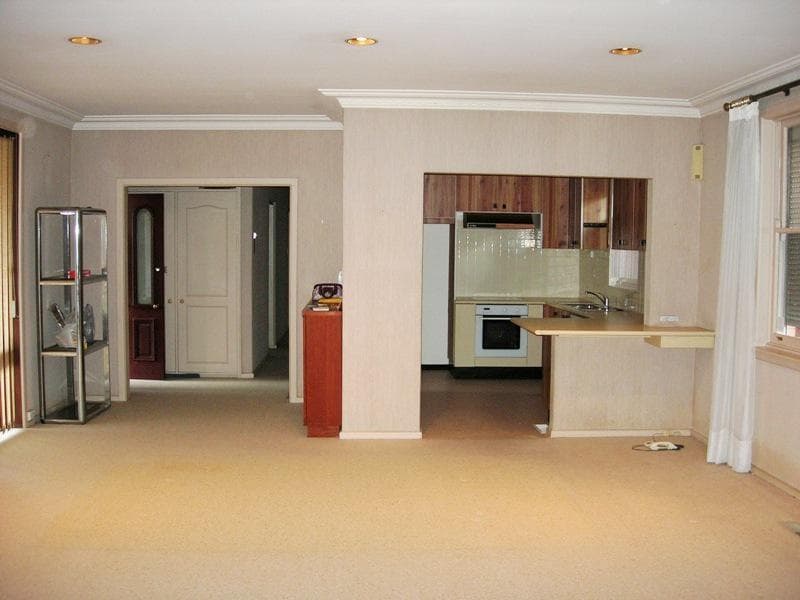 6/83																										Old South Head Road
														
								Bondi Junction, NSW 2022, Roselands - Thumbnail 5