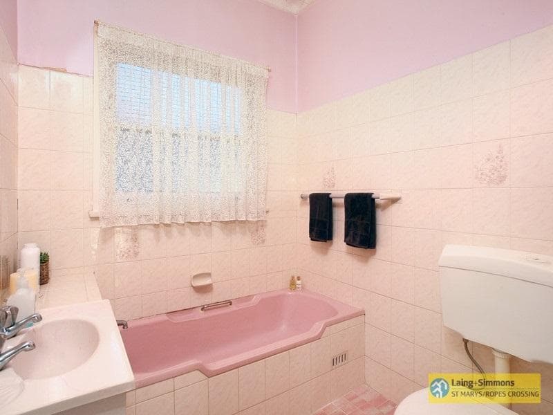 2/1																										Nilson Avenue
														
								Hillsdale, NSW 2036, Colyton - Thumbnail 6