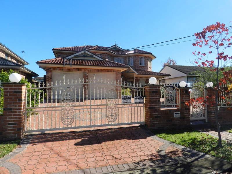 6/83																										Old South Head Road
														
								Bondi Junction, NSW 2022, Cabramatta - Thumbnail 5