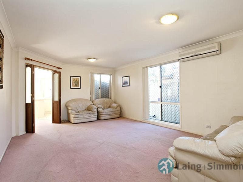 21 Robinia Ave, Fairfield East, Fairfield East - Thumbnail 3