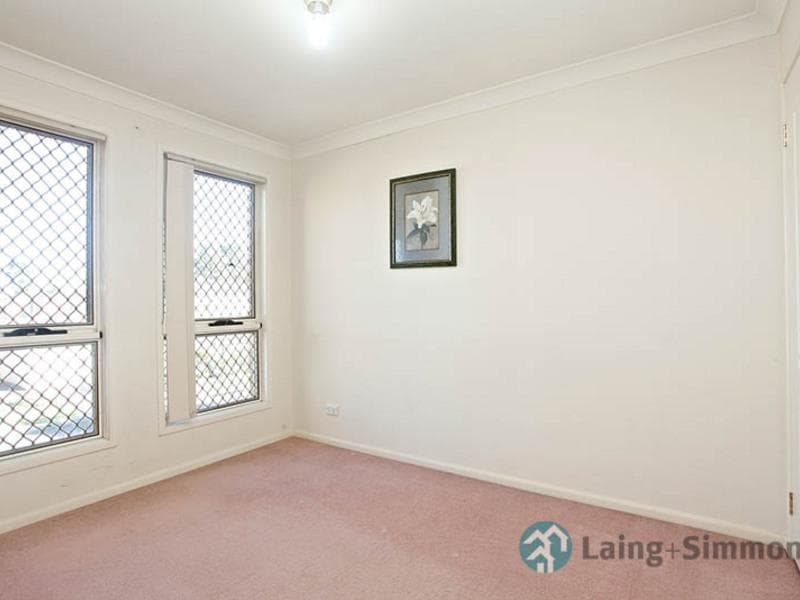 21 Robinia Ave, Fairfield East, Fairfield East - Thumbnail 5