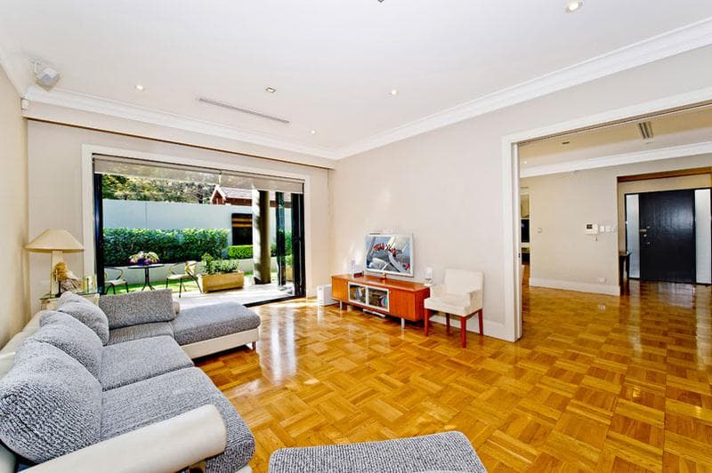 6/83																										Old South Head Road
														
								Bondi Junction, NSW 2022, Woollahra - Thumbnail 2