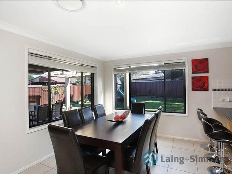 10 Phyllis Crescent, Guildford, Guildford - Thumbnail 4