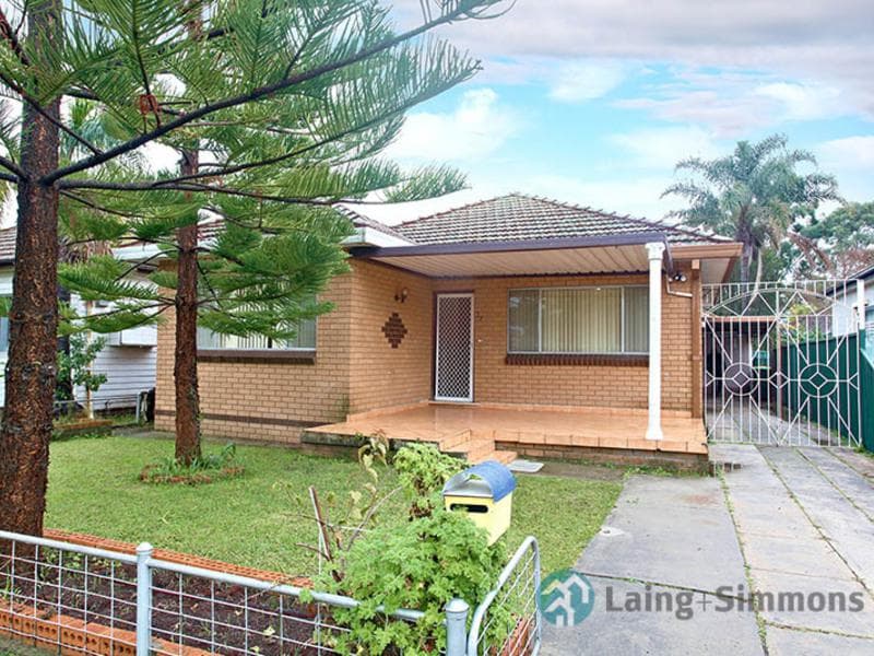 27 Lackey Street, Granville, Granville - Image 1