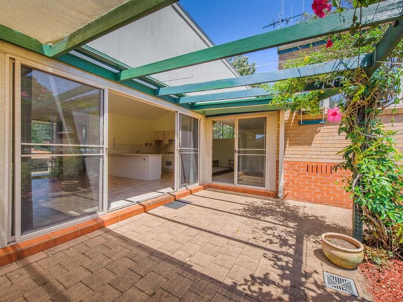 6/83																										Old South Head Road
														
								Bondi Junction, NSW 2022, Port Macquarie - Thumbnail 7