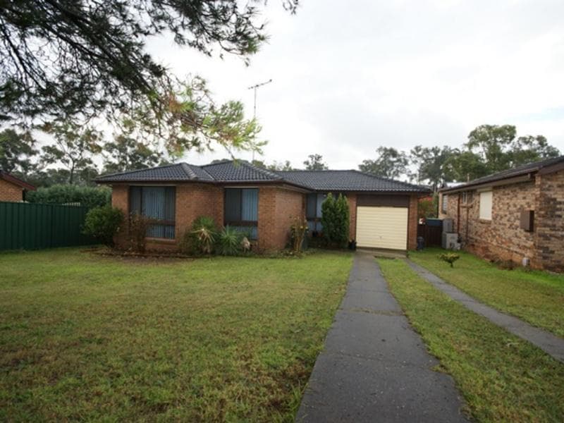 32 Donohue Street, Kings Park, Kings Park - Image 1
