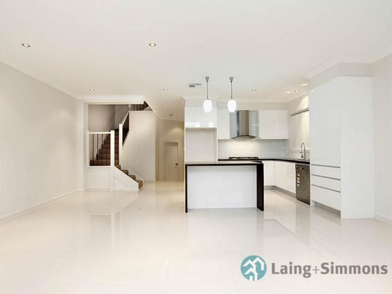 2/102 Myall Street, Merrylands, Merrylands - Thumbnail 2