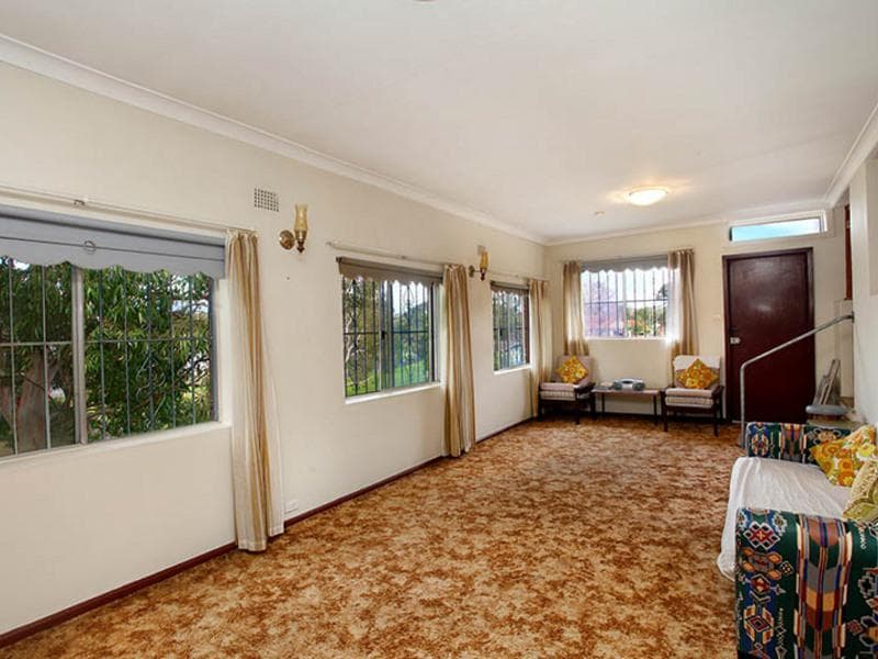 9 Chalford Avenue, Canterbury, Canterbury - Thumbnail 3