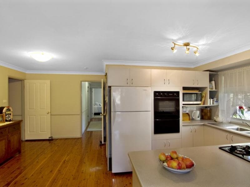 111 Faulkland Crescent, Kings Park, Kings Park - Thumbnail 2