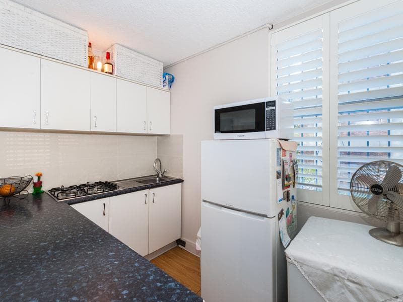 108/76 Roslyn Gardens, Elizabeth Bay, Elizabeth Bay - Thumbnail 4