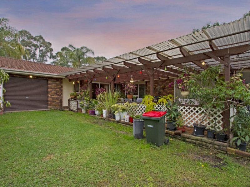 31 Brett Street, Kings Langley, Kings Langley - Thumbnail 3