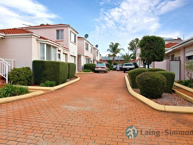 3/620 The Horsley Drive, Smithfield, Smithfield - Image 1