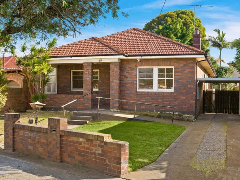 59 Florence Ave, Eastlakes, Eastlakes - Image 1