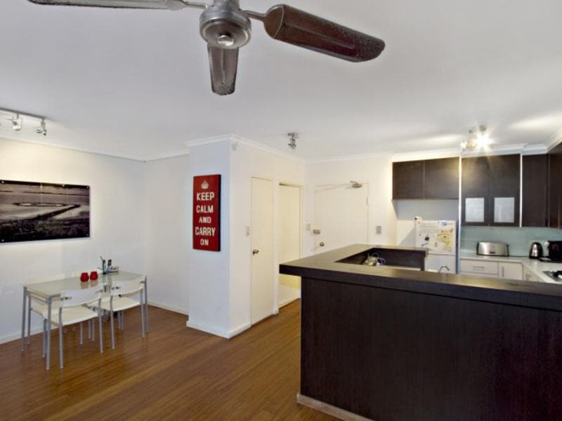 63/2-26 Wattle Crescent, Pyrmont, Pyrmont - Thumbnail 2