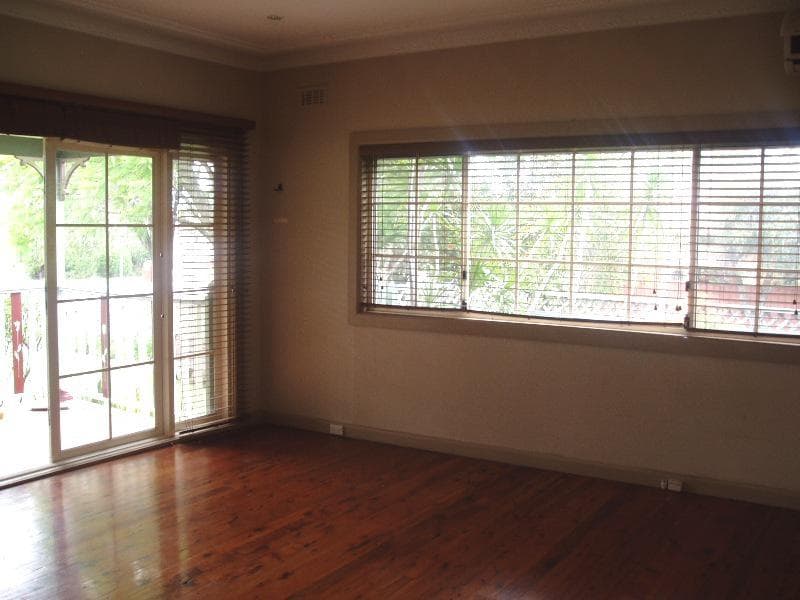 120 Hawksview Street, Guildford, Guildford - Thumbnail 5