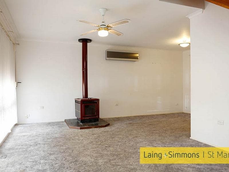 16 Redstone Place, St Clair, St Clair - Thumbnail 3