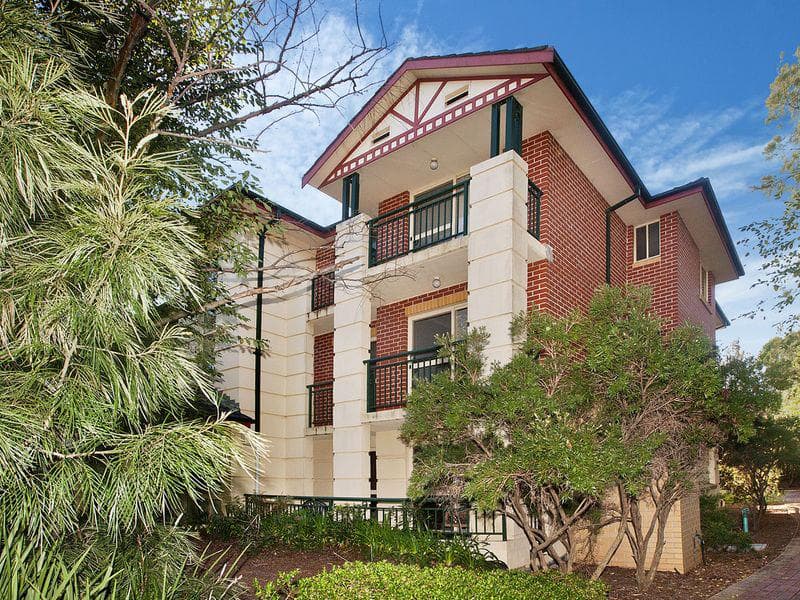 23 George St, North Strathfield, North Strathfield - Thumbnail 4
