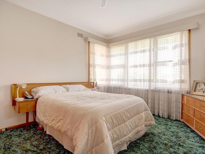 27 Bungalow St, Roselands, Roselands - Thumbnail 4
