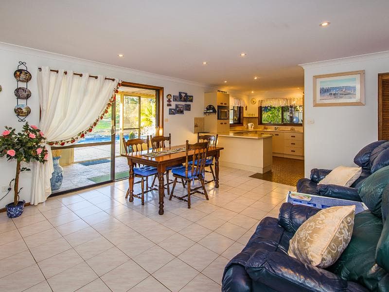 4 Cornwallis Close, Port Macquarie, Port Macquarie - Thumbnail 4