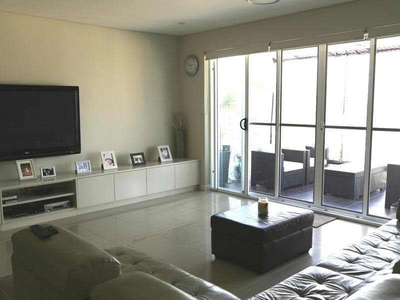 4/22																										Hawkesbury Avenue
														
								Dee Why, NSW 2099, Kingsgrove - Thumbnail 4