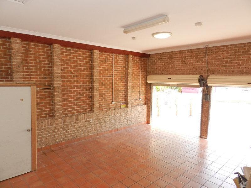 37 Canberra Street, St Johns Park, St Johns Park - Thumbnail 6