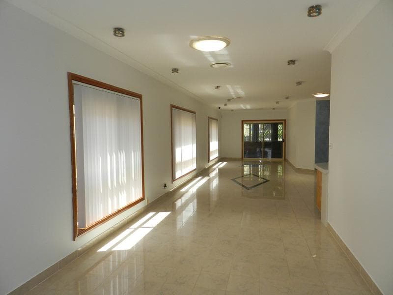 37 Canberra Street, St Johns Park, St Johns Park - Thumbnail 8