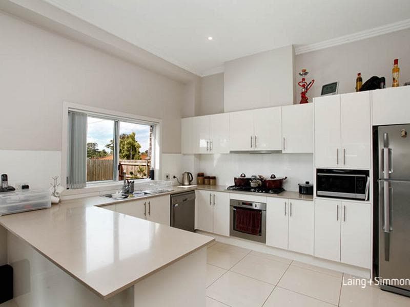 1/156a Railway Terrace, Merrylands, Merrylands - Thumbnail 2