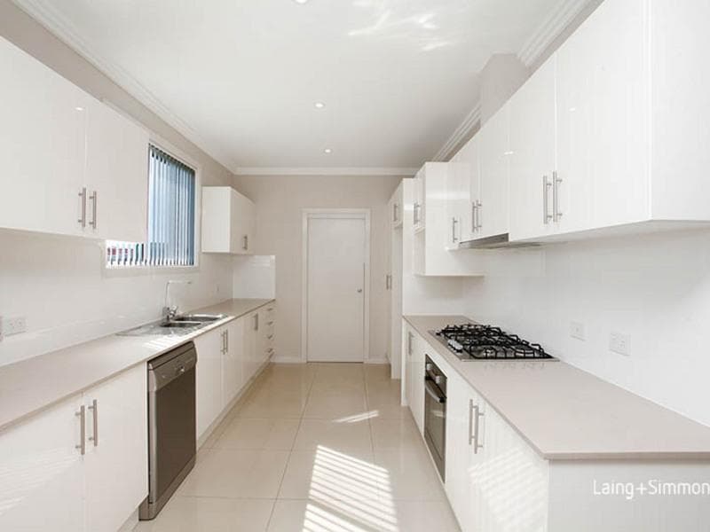 2/156a Railway Terrace, Merrylands, Merrylands - Thumbnail 2