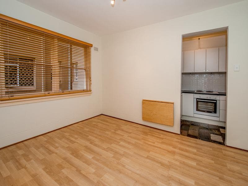 13/19a Tusculum Street, Potts Point, Potts Point - Thumbnail 3
