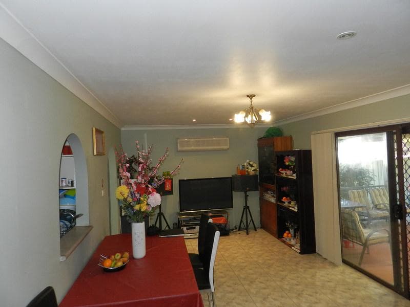 69 Tasman Pde, Fairfield West, Fairfield West - Thumbnail 3