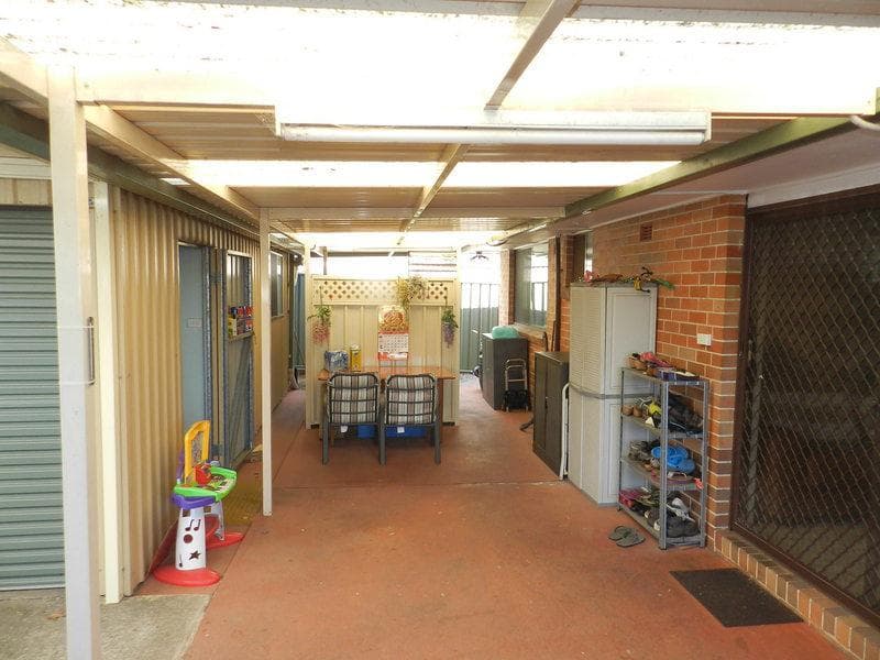 69 Tasman Pde, Fairfield West, Fairfield West - Thumbnail 5