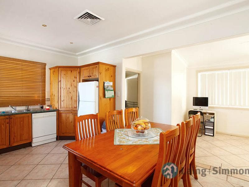 16 Paterson Cres, Fairfield West, Fairfield West - Thumbnail 3