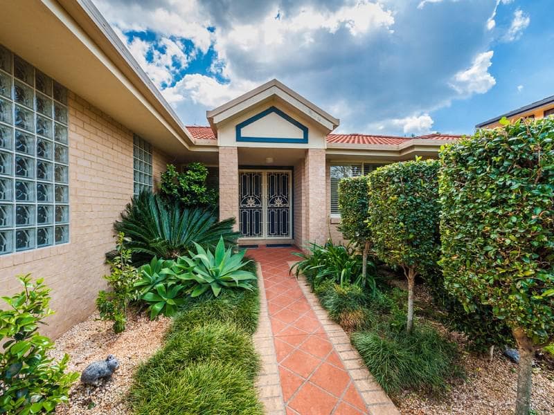 21 Morcombe Place, Port Macquarie, Port Macquarie - Thumbnail 2