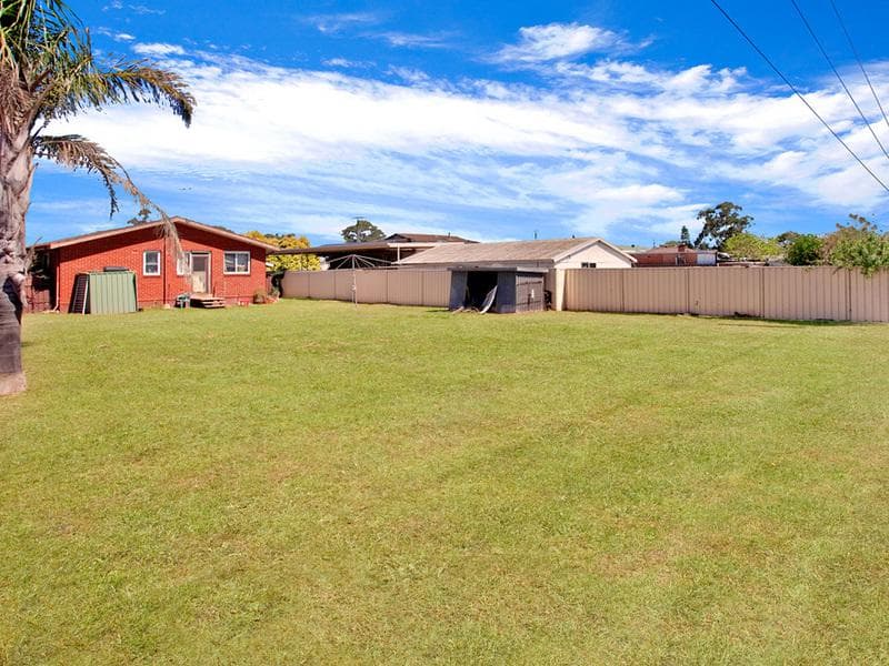3/6																										Crisallen Street
														
								Port Macquarie, NSW 2444, Whalan - Thumbnail 2