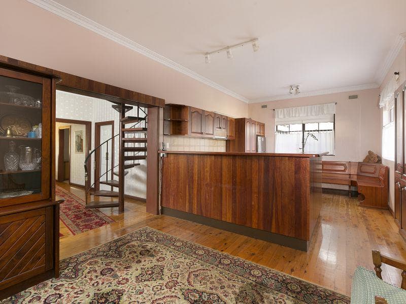 22 Edmund Street, Queens Park, Queens Park - Thumbnail 2