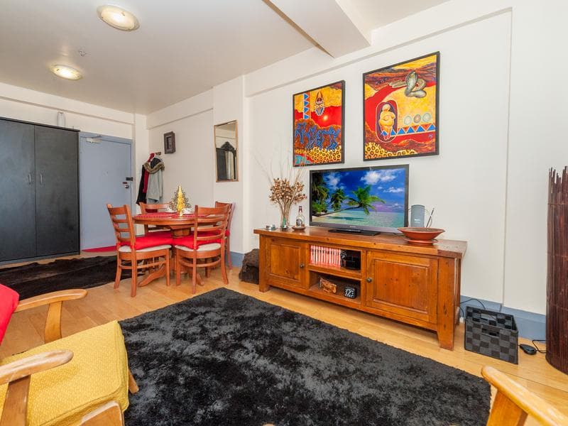 22/19a Tusculum Street, Potts Point, Potts Point - Thumbnail 2