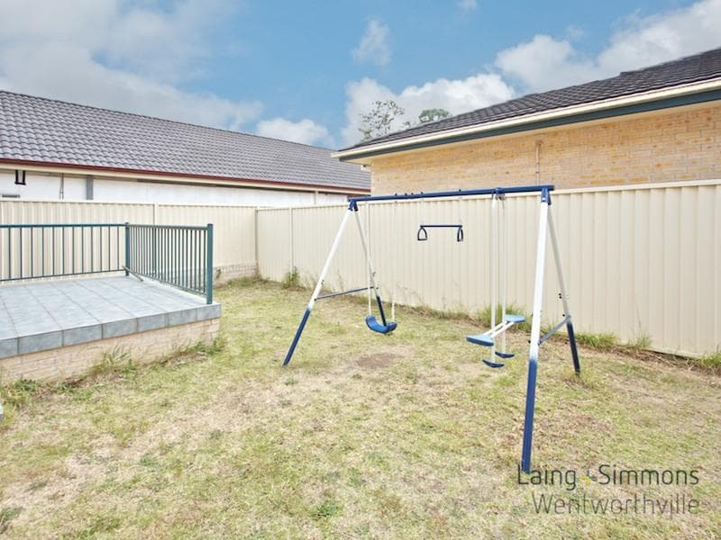 4/22																										Hawkesbury Avenue
														
								Dee Why, NSW 2099, Request - Thumbnail 8